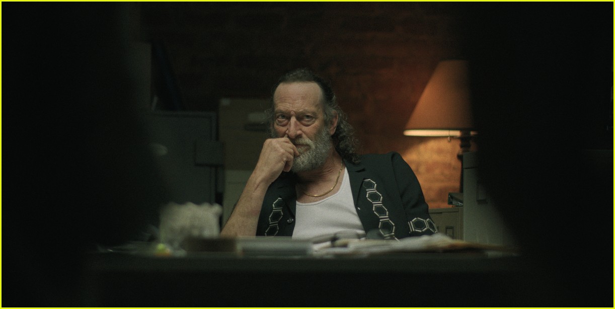 Jude Law & Jason Bateman's 'Black Rabbit' Trailer Looks Like a Wild Ride - Watch Now!