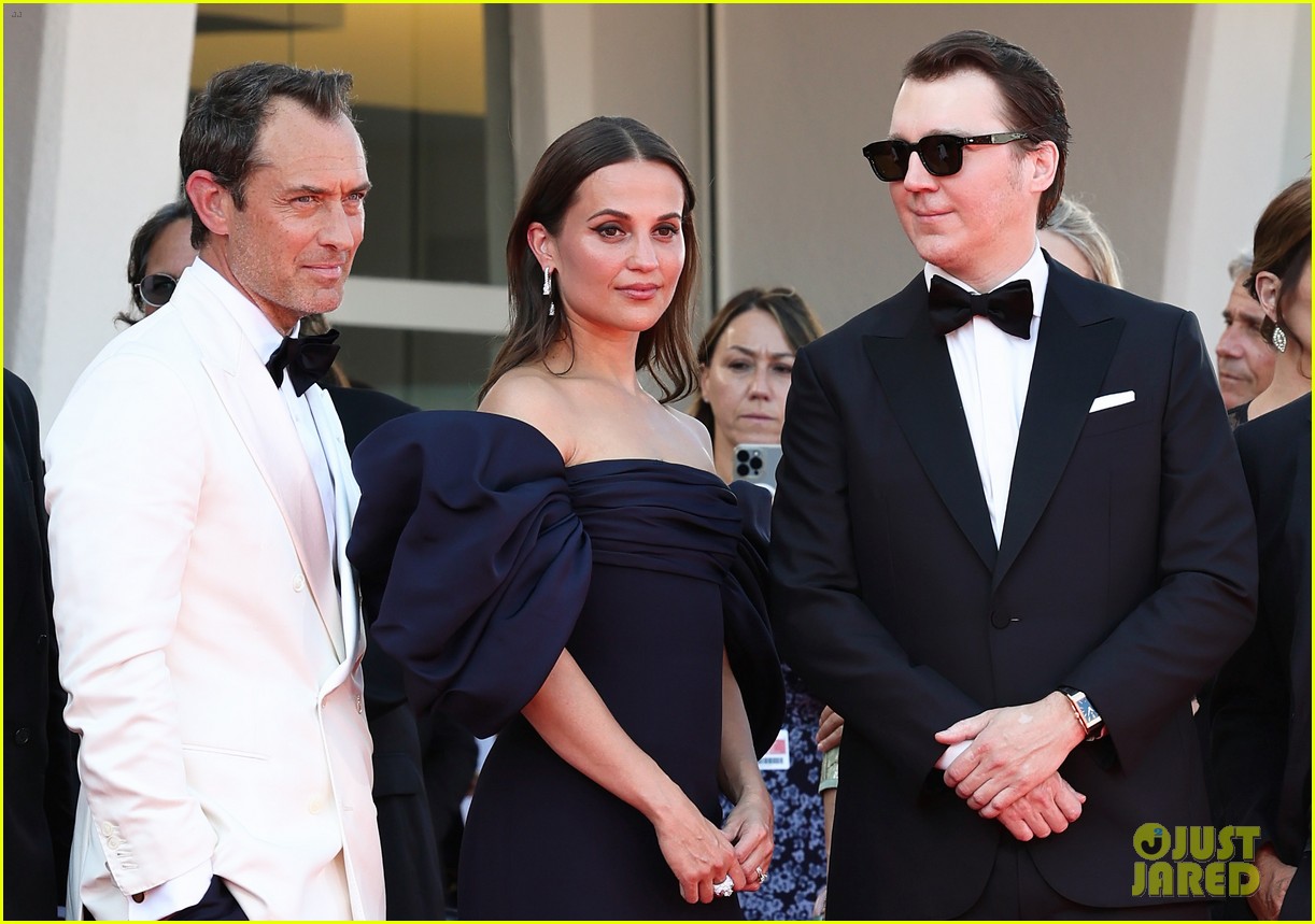 Jude Law, Alicia Vikander & Paul Dano Join 'The Wizard of the Kremlin' Cast on Red Carpet at Venice Film Festival 2025 