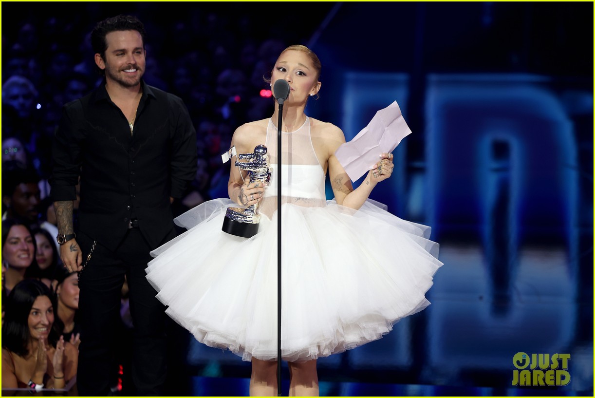 Ariana Grande Teases Upcoming Tour While Accepting Video of the Year at MTV VMAs 2025 - Watch Her Speech!
