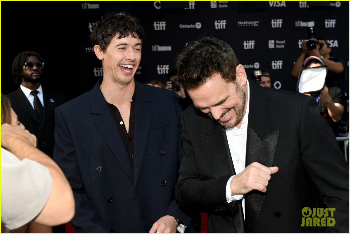 Tom Blyth & Girlfriend Daniela Norman Make Red Carpet Debut at His TIFF Premiere for 'The Fence' Movie