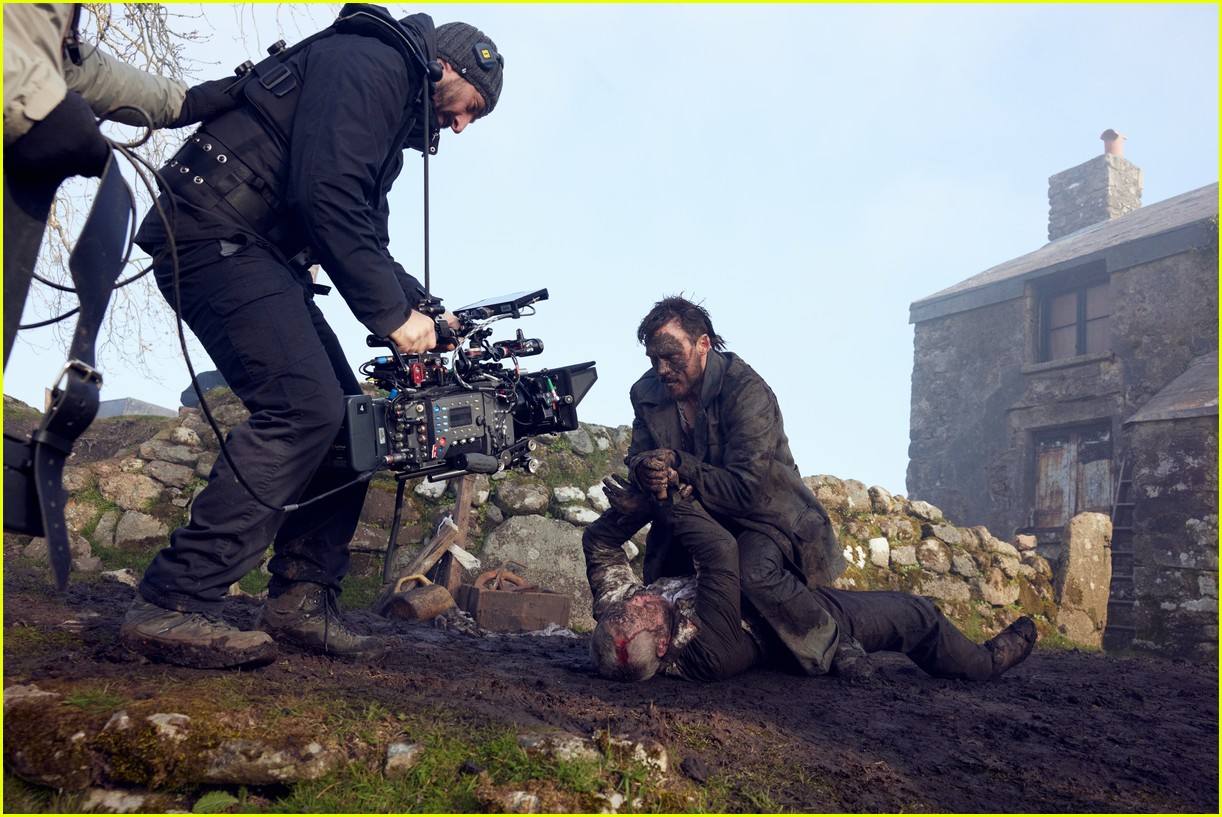 'All the Devils Are Here' Trailer: Sam Claflin & Suki Waterhouse's Heist Thriller Is Coming Soon - Watch Now!