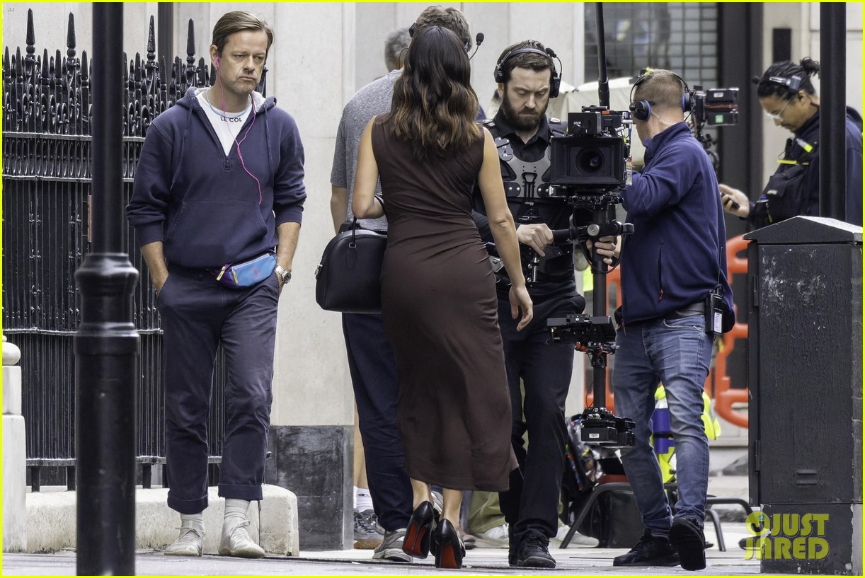 Michael B. Jordan Spotted Filming 'Thomas Crown Affair' Movie with Adria Arjona for First Time!
