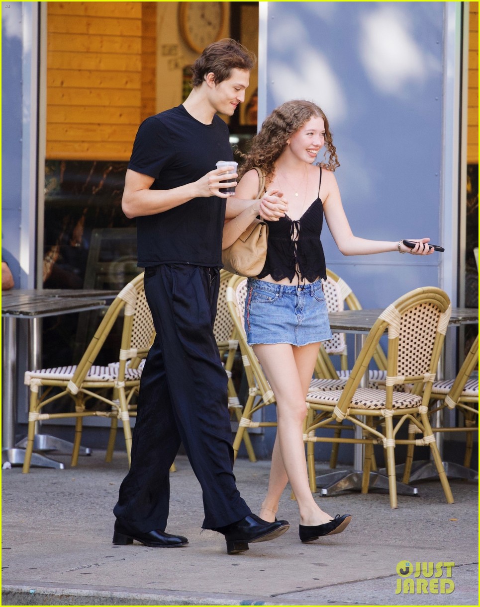 Mingus Reedus Holds Hands with Mystery Girl After Recent Arrest