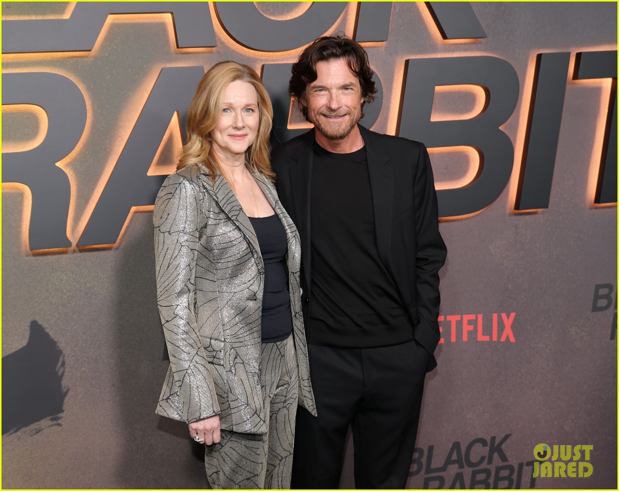 Jason Bateman Gets Support from 'Ozark' Co-Star Laura Linney at 'Black Rabbit' Premiere!