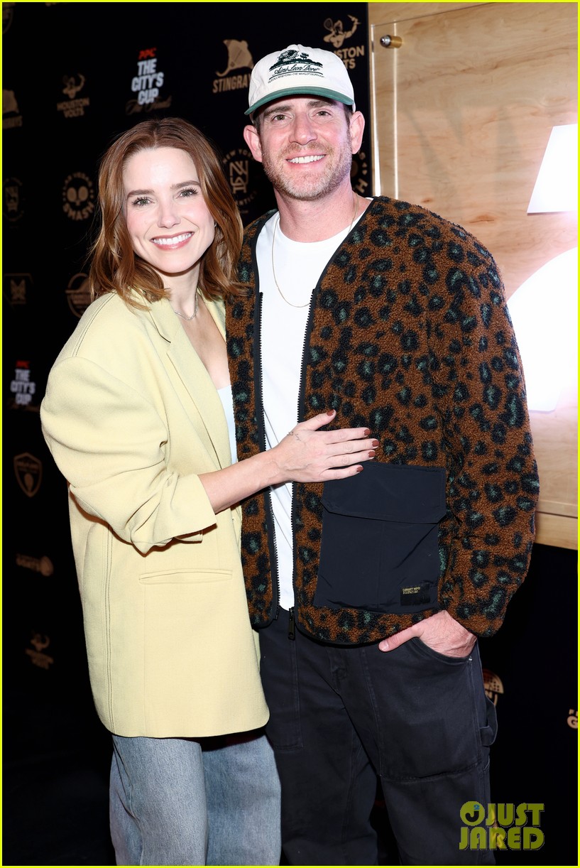 Sophia Bush & Ashlyn Harris Join Bryan Greenberg & Jamie Chung for Date Night at PPL City’s Cup Finals