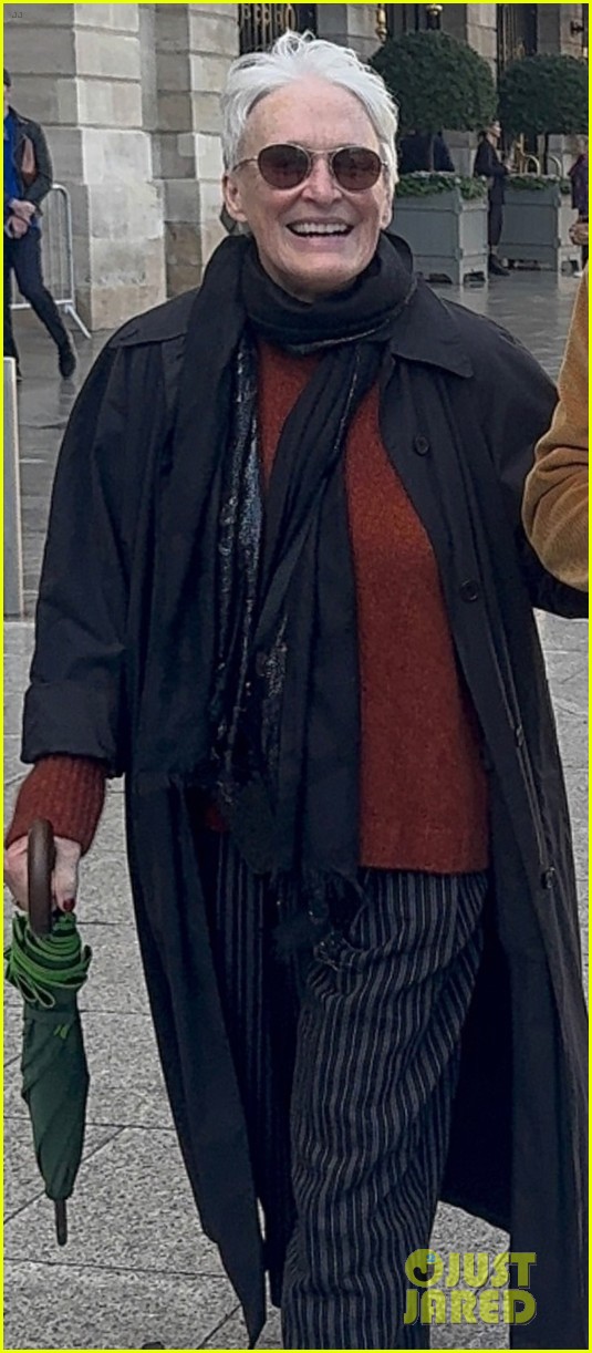 'All's Fair' Stars Sarah Paulson, Naomi Watts, & Glenn Close Spotted In Paris