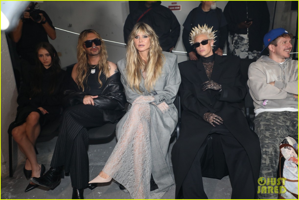 Heidi Klum Wears Fully Sheer Dress & Grillz on Her Teeth at Vetements Paris  Show - Just Jared - Celebrity News and Gossip | Entertainment
