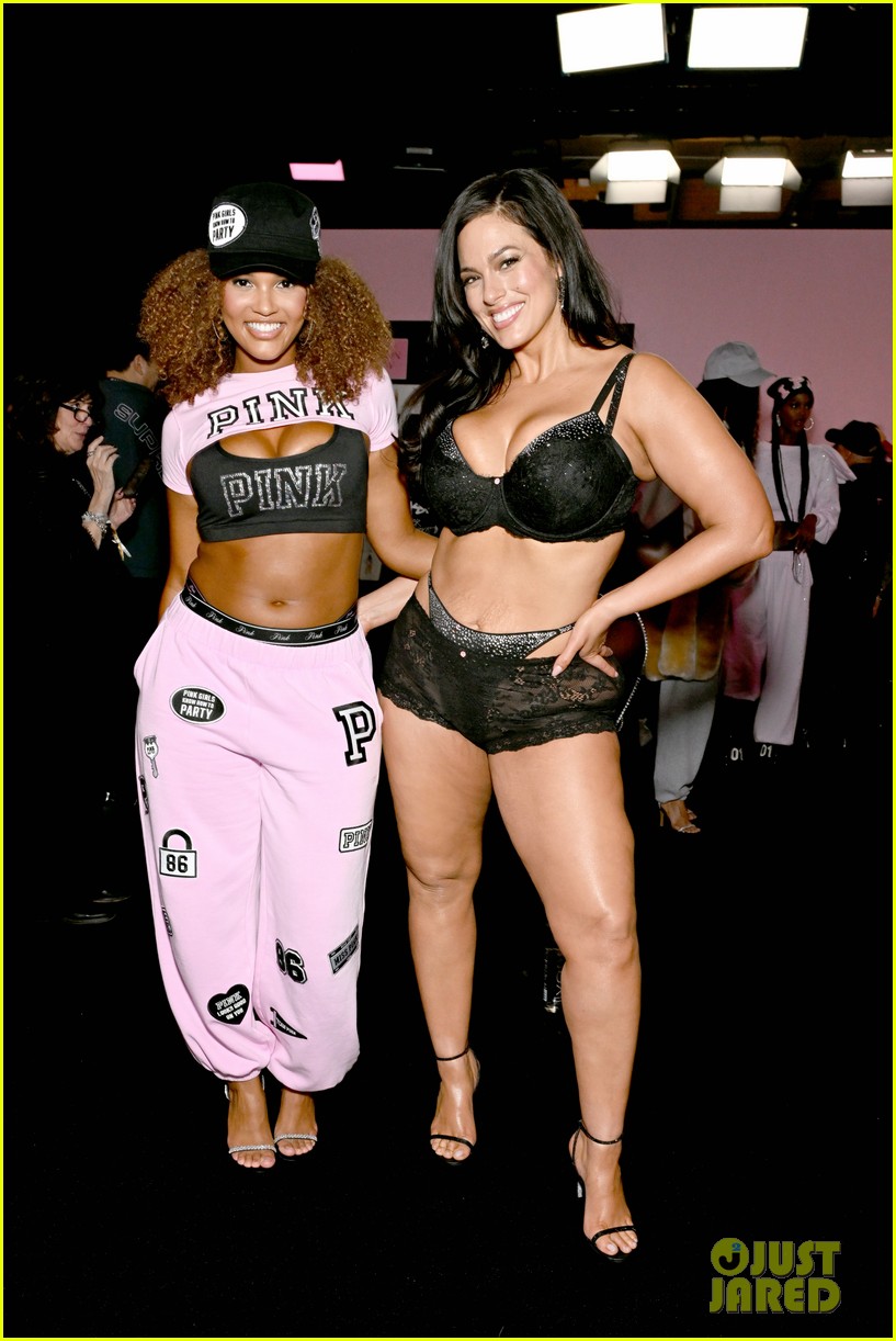 Inside the Victoria's Secret Fashion Show 2025: All the Backstage Photos You Didn't See on the Live Stream!