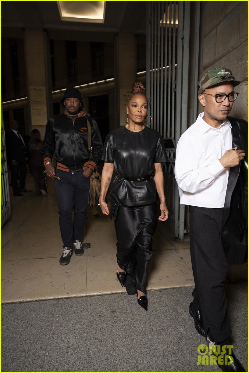 Kylie Jenner, Pamela Anderson, & More Stars Coordinate in Black for Tom Ford Show in Paris!