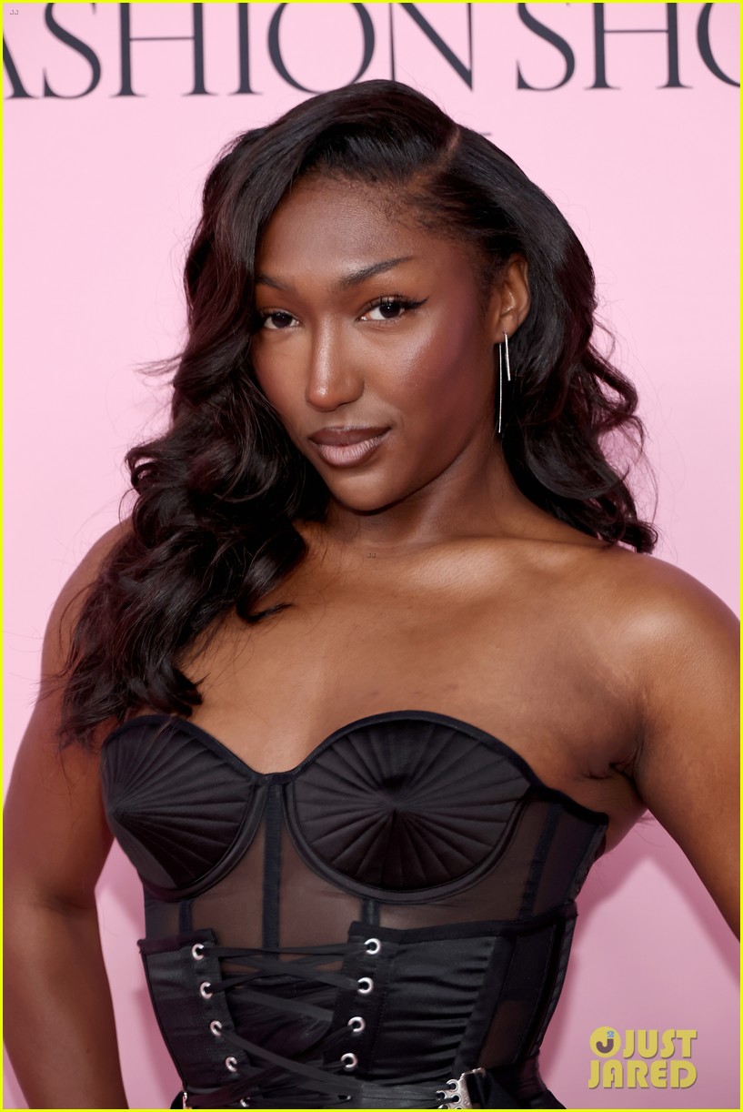 Sarah Jessica Parker, Jodie Turner-Smith & More Serve Looks at Victoria's Secret Fashion Show 2025
