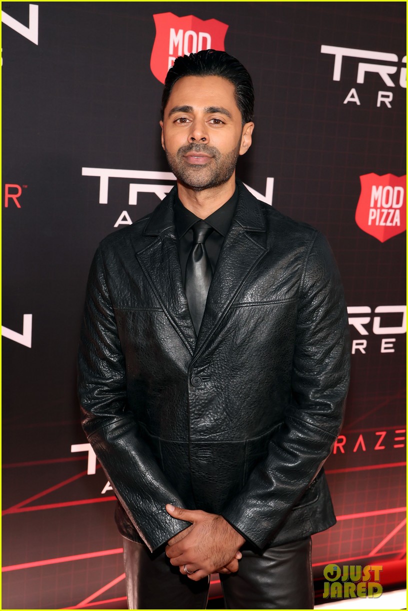 'Tron: Ares' Cast Shuts Down Hollywood Boulevard for L.A. Premiere, Complete with a Nine Inch Nails Concert!
