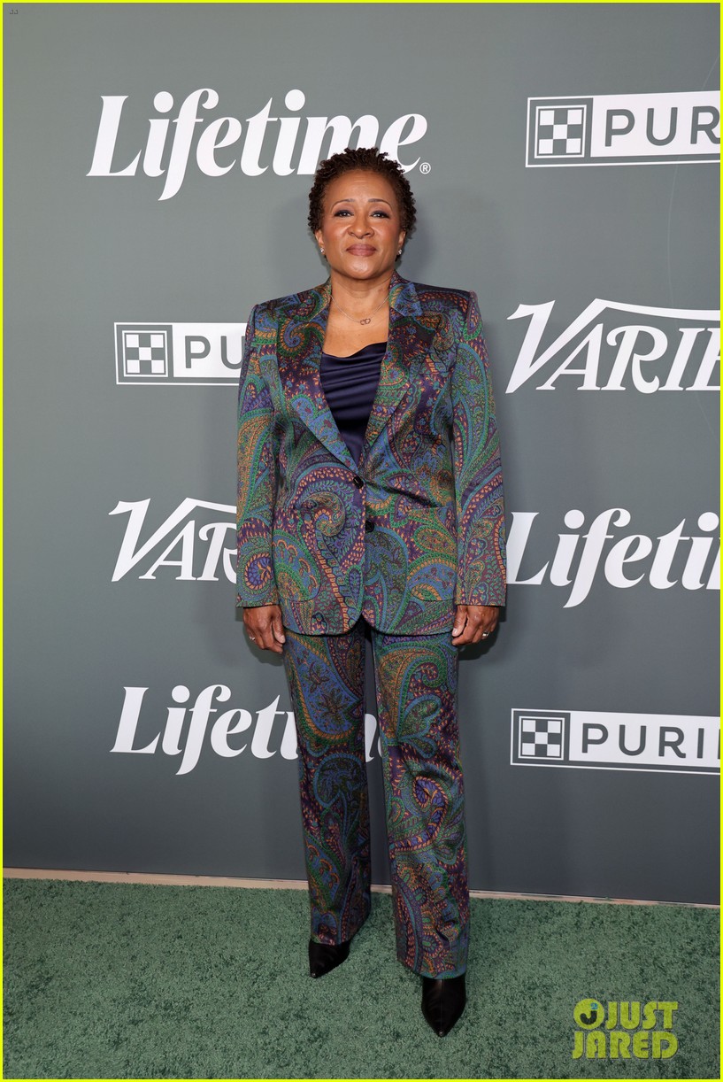 Kate Hudson Joins Eva Longoria, Jane Fonda, Wanda Sykes, & More Stars at Variety's Power of Women 2025!