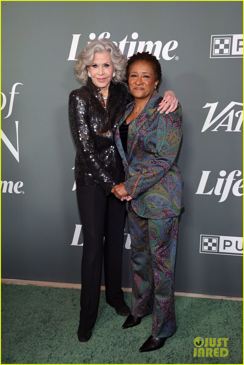 Kate Hudson Joins Eva Longoria, Jane Fonda, Wanda Sykes, & More Stars at Variety's Power of Women 2025!