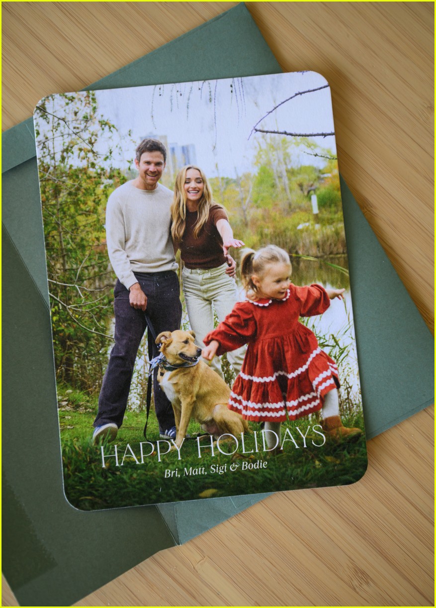 'Ginny & Georgia' Star Brianne Howey Reveals Her Holiday Card Featuring Adorable Family