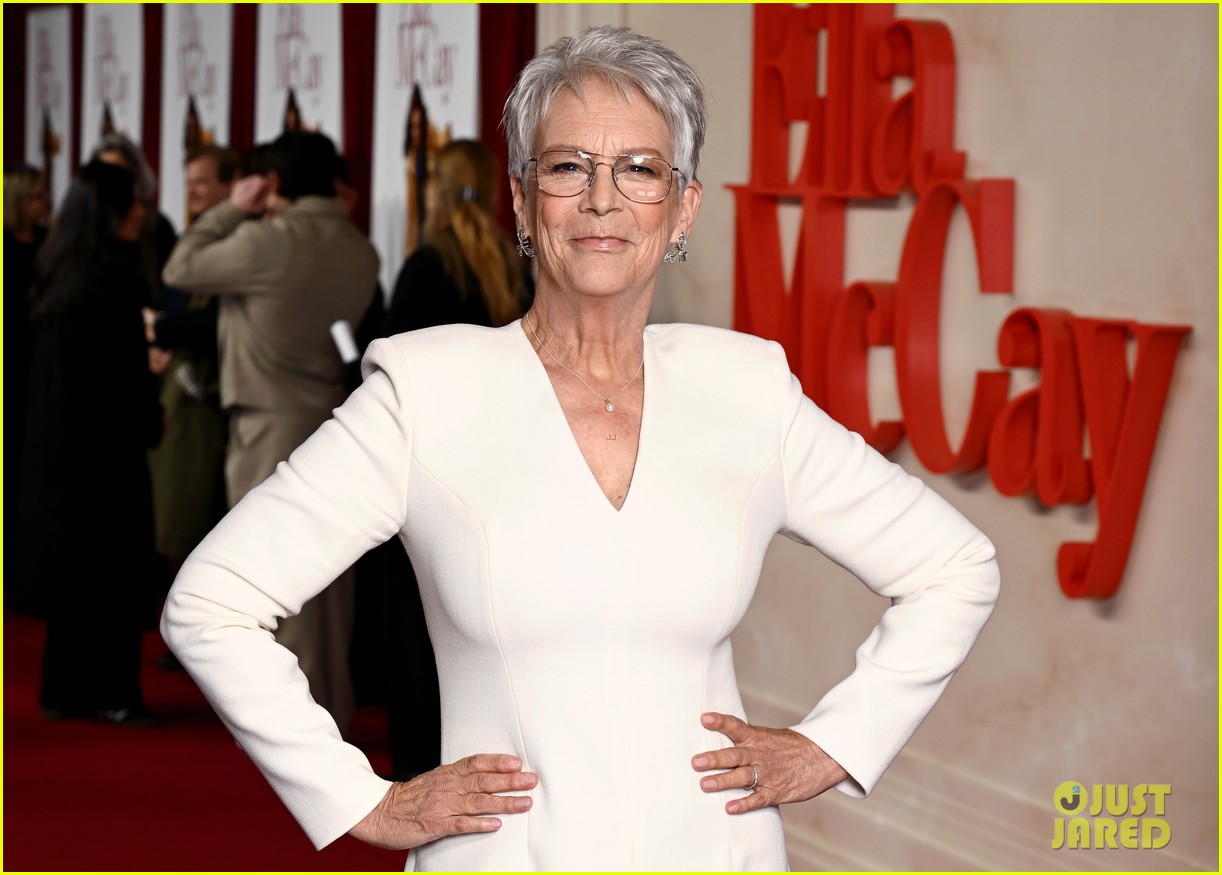 Emma Mackey & Jamie Lee Curtis Hold Hands at 'Ella McCay' Premiere in London
