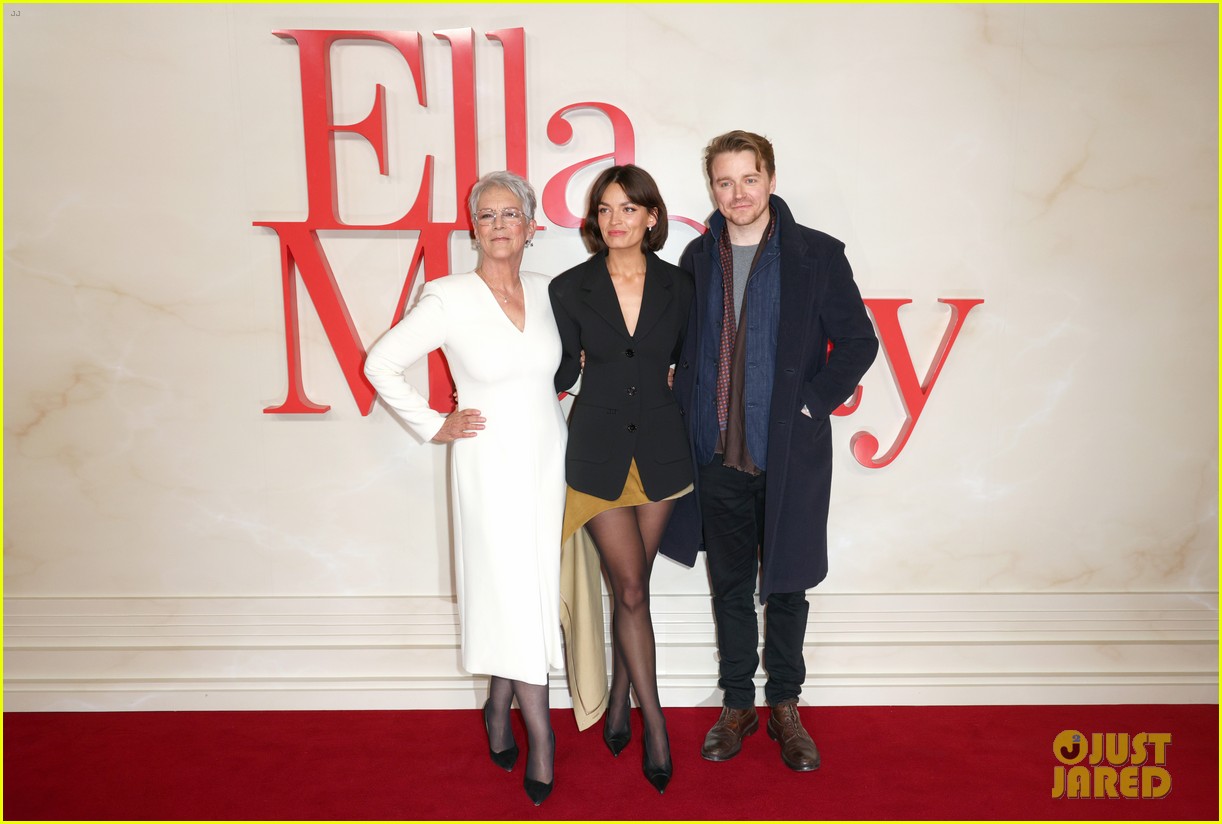 Emma Mackey & Jamie Lee Curtis Hold Hands at 'Ella McCay' Premiere in London