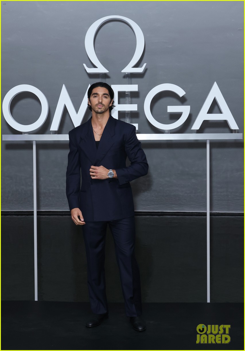 Glen Powell, Colman Domingo, & More Actors Attend Omega Watches Event in Miami Beach