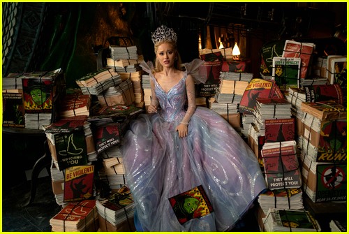 'A Wicked Good Finale' Lyrics: First Listen From 'Wicked: For Good' Score Album!
