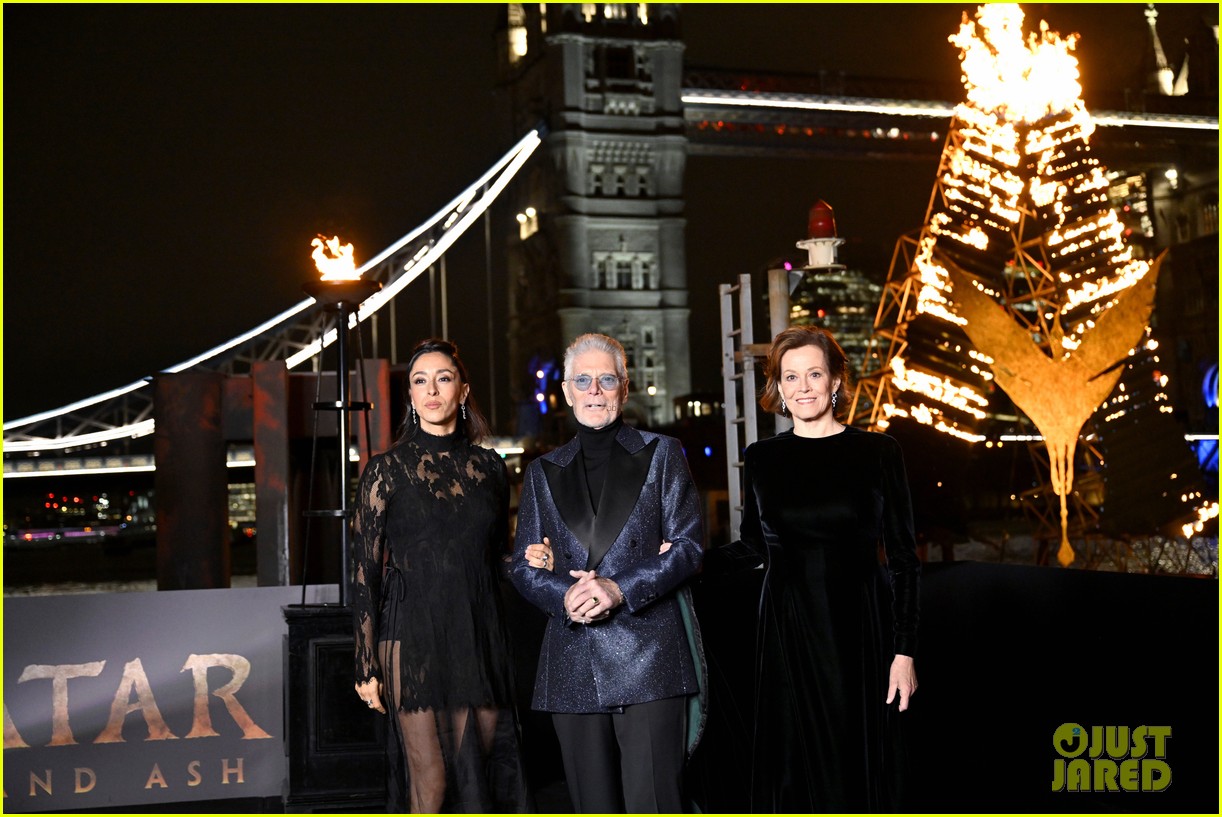 Sigourney Weaver, Oona Chaplin, & Stephen Lang Attend 'Avatar: Fire And Ash' UK Premiere in London!