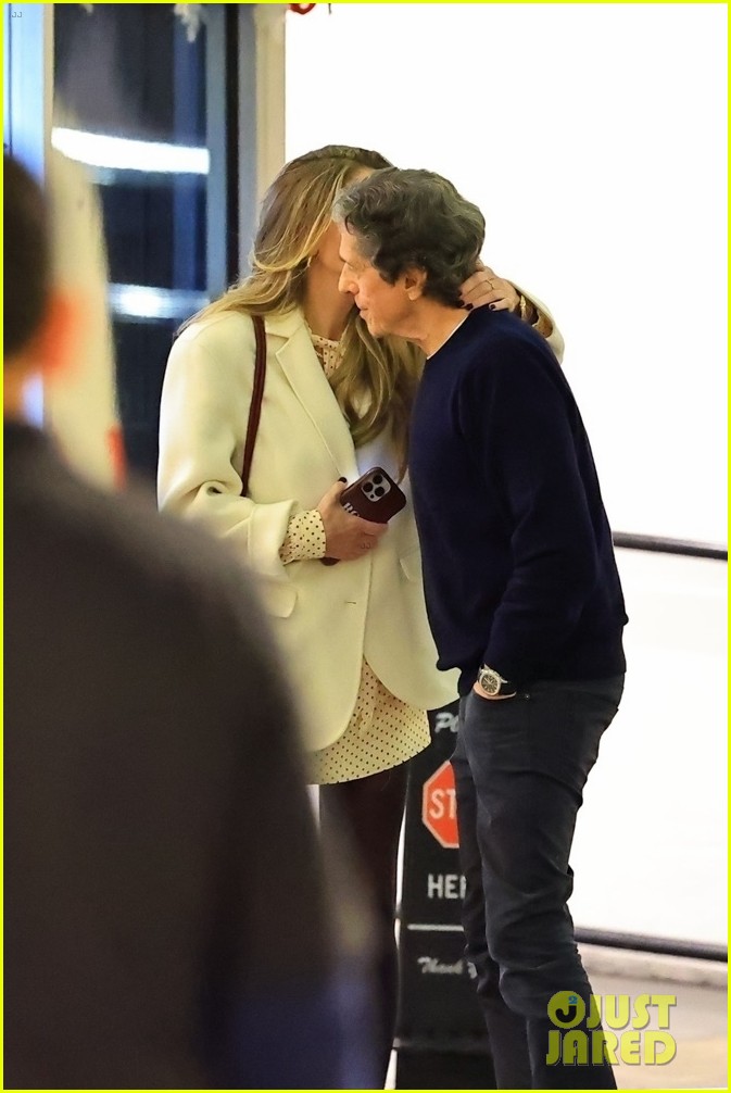 Rebecca Gayheart Kisses Billionaire Peter Morton on Date Night