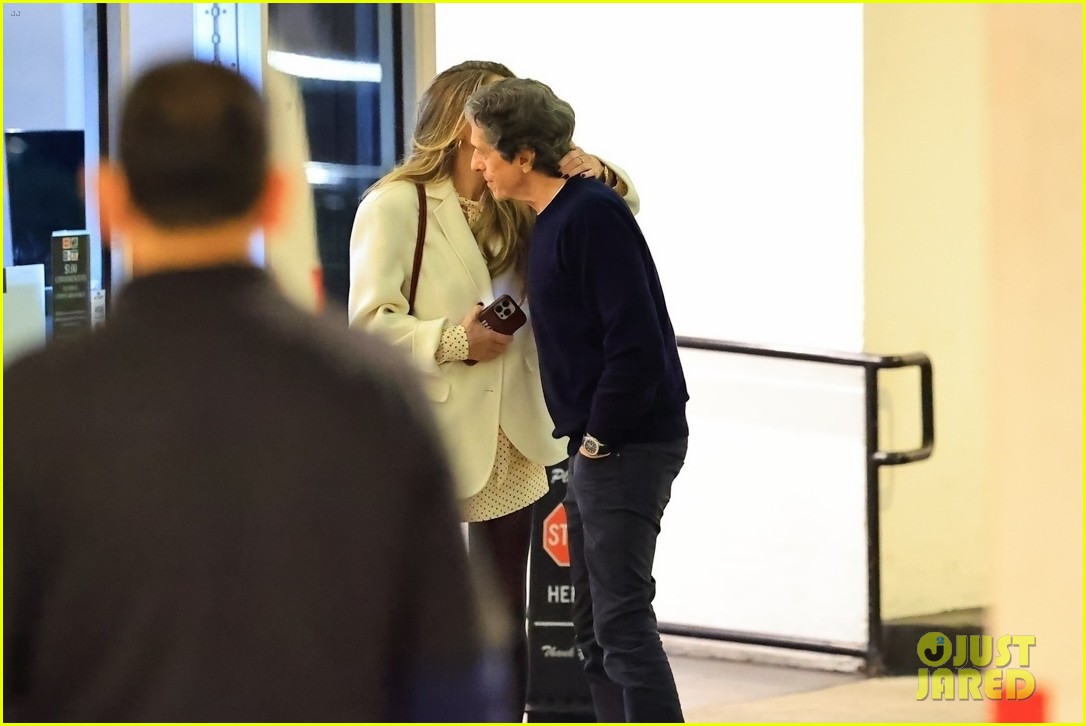 Rebecca Gayheart Kisses Billionaire Peter Morton on Date Night