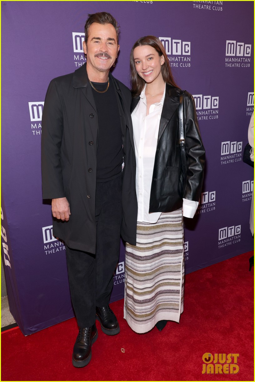 Justin Theroux Supports 'The Leftovers' Co-Star Carrie Coon at Opening Night of 'Bug' on Broadway