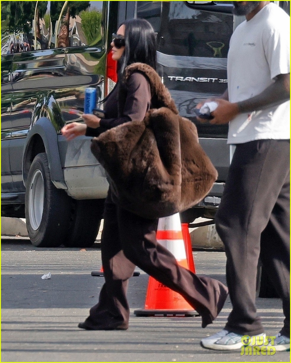 Kim Kardashian Films New Netflix Comedy Film 'The Fifth Wheel'
