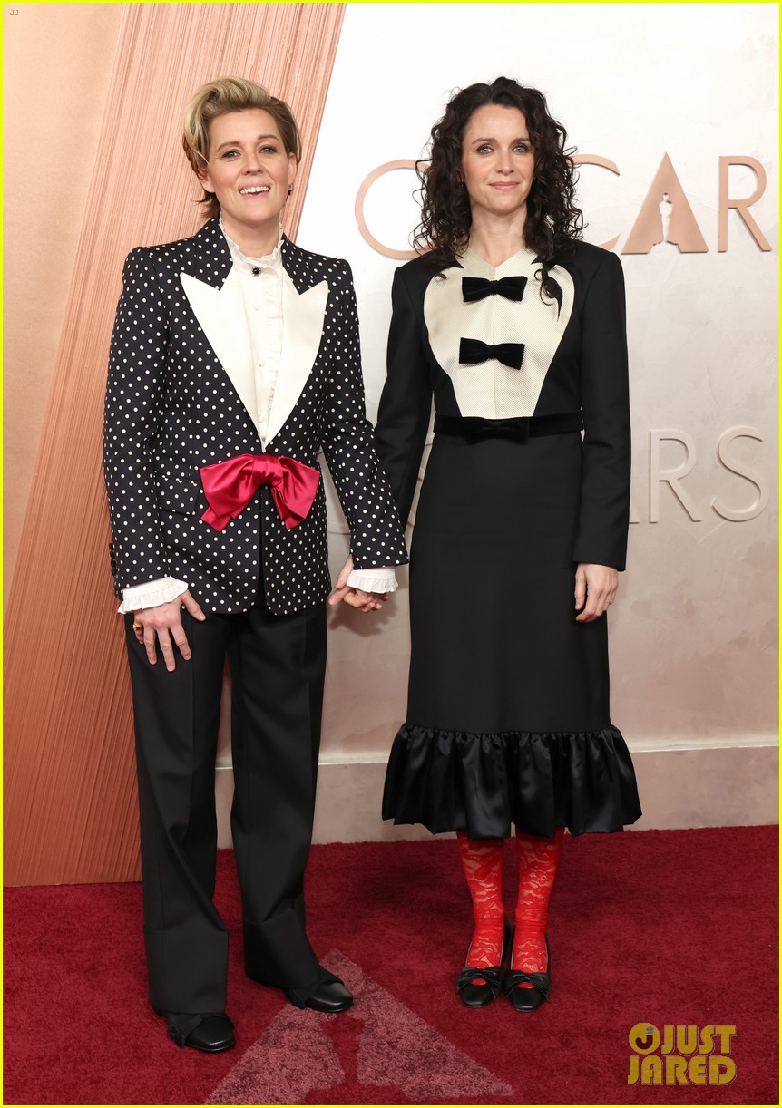 Who is Brandi Carlile's Wife? They Have 2 Beautiful Daughters Together!
