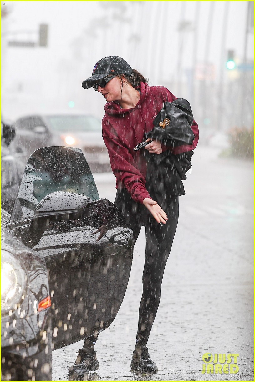Dakota Johnson Braves L.A.'s Torrential Rains for a Monday Gym Session