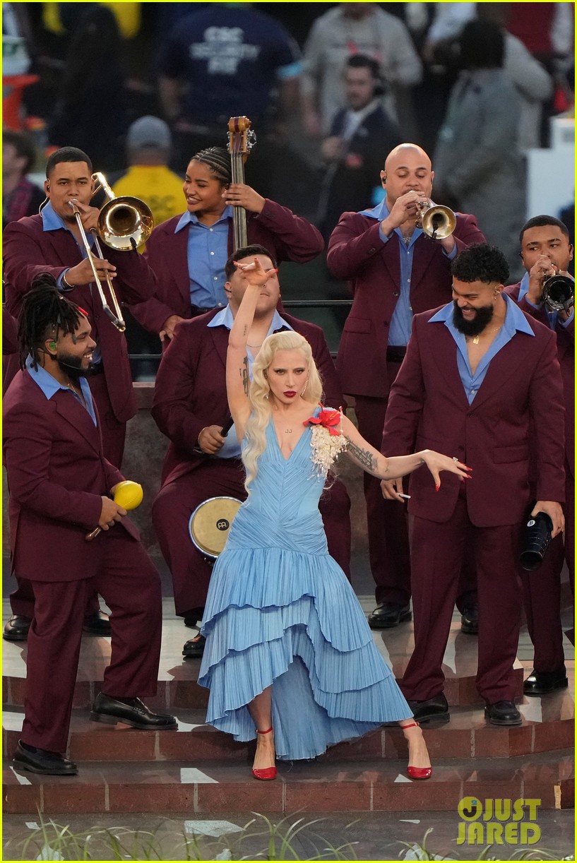 Lady Gaga Makes Surprise Appearance During Bad Bunny Halftime Show, Sings 'Die With a Smile' - Just Jared - Celebrity News and Gossip | Entertainment Lady Gaga Makes Surprise Appearance During Bad Bunny Halftime Show, Sings 'Die With a Smile' - Just Jared - Celebrity News and Gossip | Entertainment