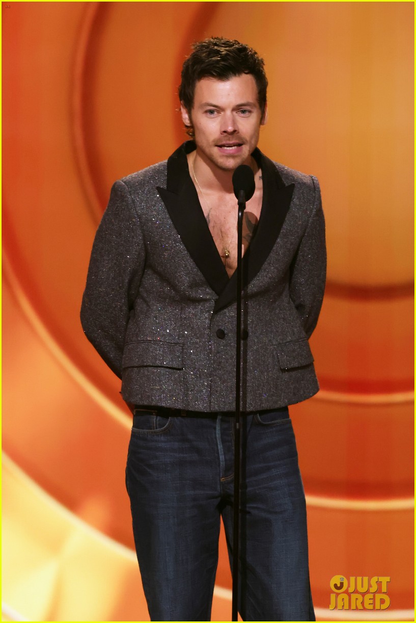 Harry Styles Goes Casual in Jeans to Present Final Grammy of the Night