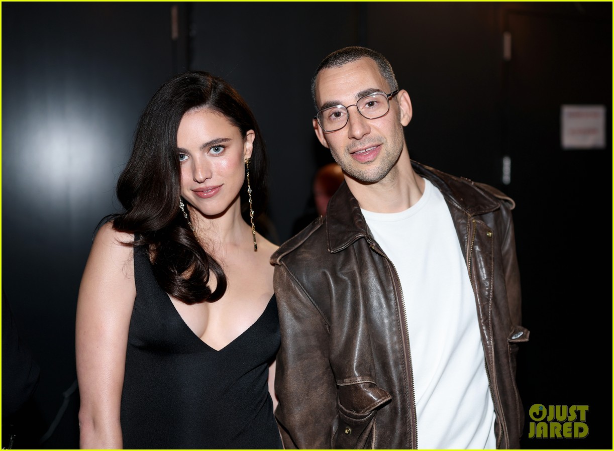 Jack Antonoff & Wife Margaret Qualley Pose with Billie Eilish & Miley Cyrus at the Grammys 2026