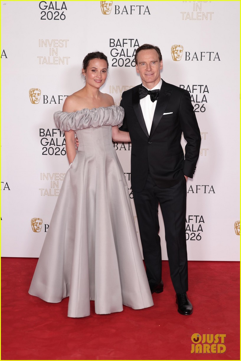 Michael Fassbender & Alicia Vikander Look Stunning Together for First Appearance in Over a Year