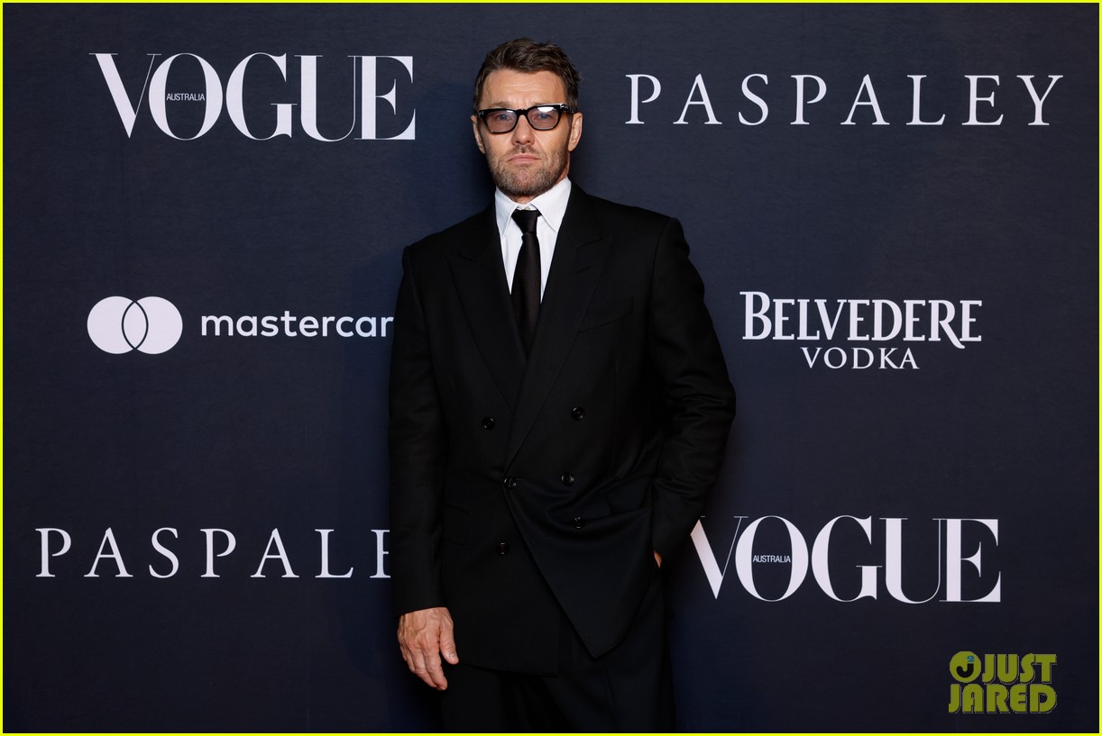 Hailey Bieber, Jacob Elordi, Liam Hemsworth, & More Step Out for Vogue Summer Ball 2026 in Sydney!