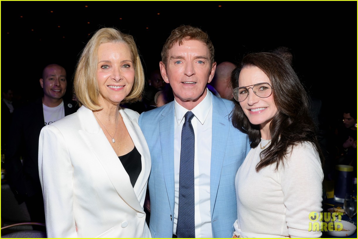 Lisa Kudrow & RuPaul Help Honor Michael Patrick King at Human Rights Campaign Dinner
