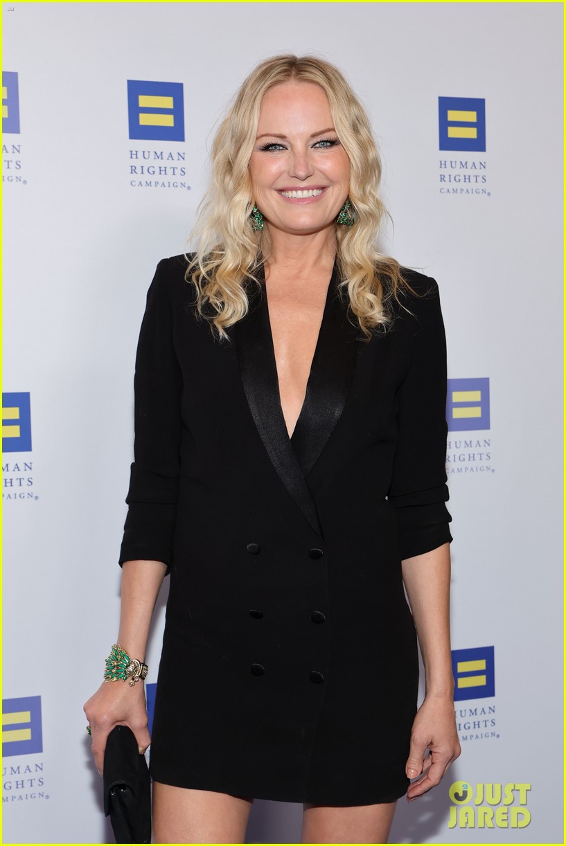Lisa Kudrow & RuPaul Help Honor Michael Patrick King at Human Rights Campaign Dinner