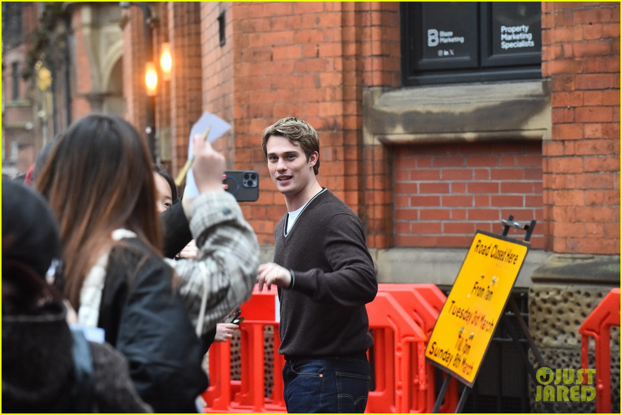 Taylor Zakhar Perez & Nicholas Galitzine Spotted Greeting Fans on Final Day of Filming 'Red, White & Royal Blue' Sequel!