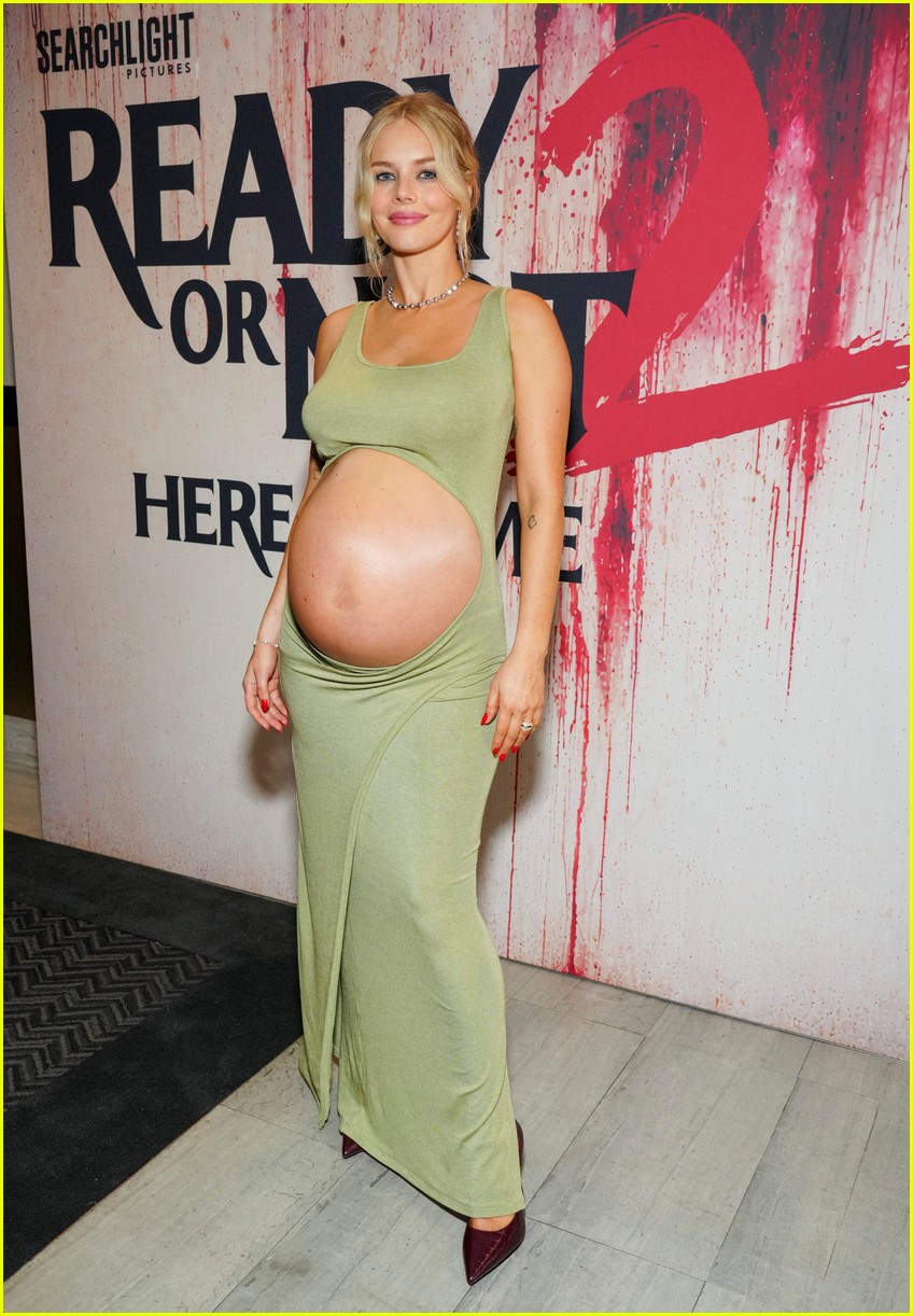 Pregnant Samara Weaving Bares Baby Bump, Reunites with Margot Robbie at 'Ready or Not 2' L.A. Screening