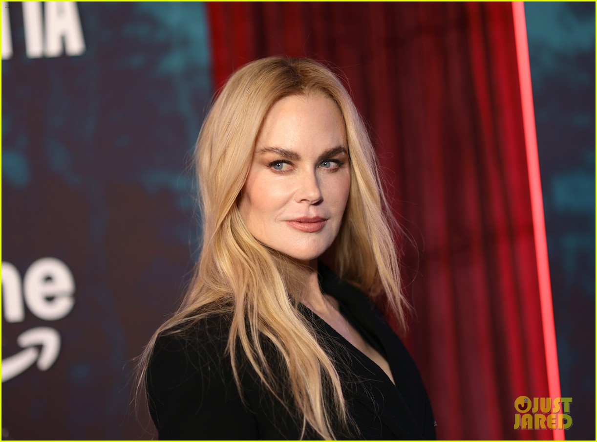 Oscar-Winning Trio Nicole Kidman, Jamie Lee Curtis, & Ariana DeBose Attend Star-Studded 'Scarpetta' Premiere