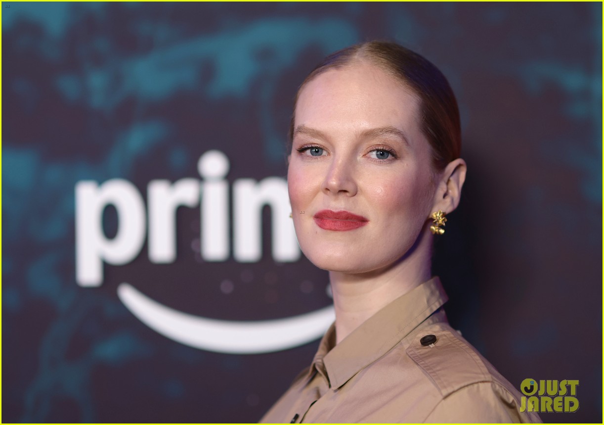 Oscar-Winning Trio Nicole Kidman, Jamie Lee Curtis, & Ariana DeBose Attend Star-Studded 'Scarpetta' Premiere