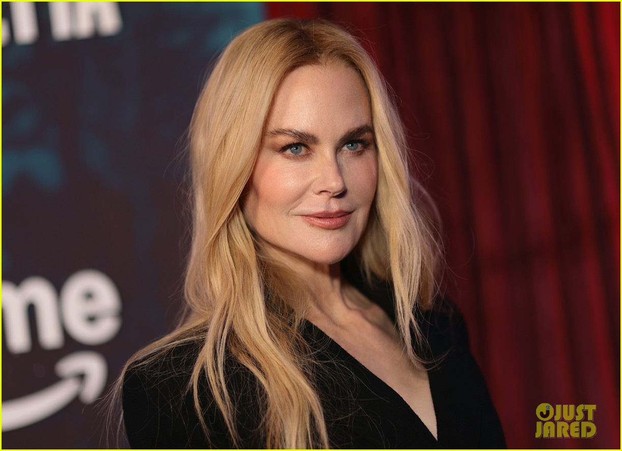 Oscar-Winning Trio Nicole Kidman, Jamie Lee Curtis, & Ariana DeBose Attend Star-Studded 'Scarpetta' Premiere