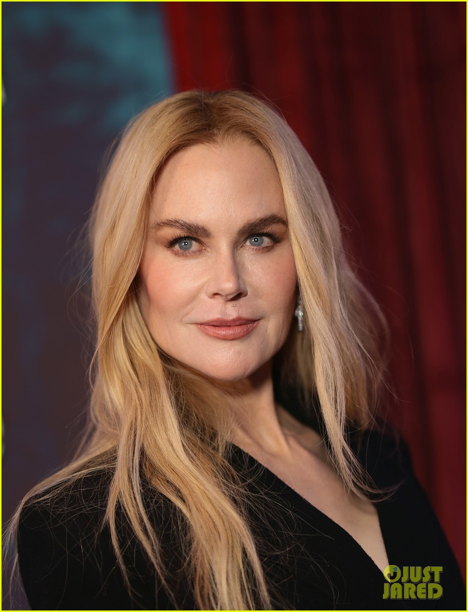 Oscar-Winning Trio Nicole Kidman, Jamie Lee Curtis, & Ariana DeBose Attend Star-Studded 'Scarpetta' Premiere