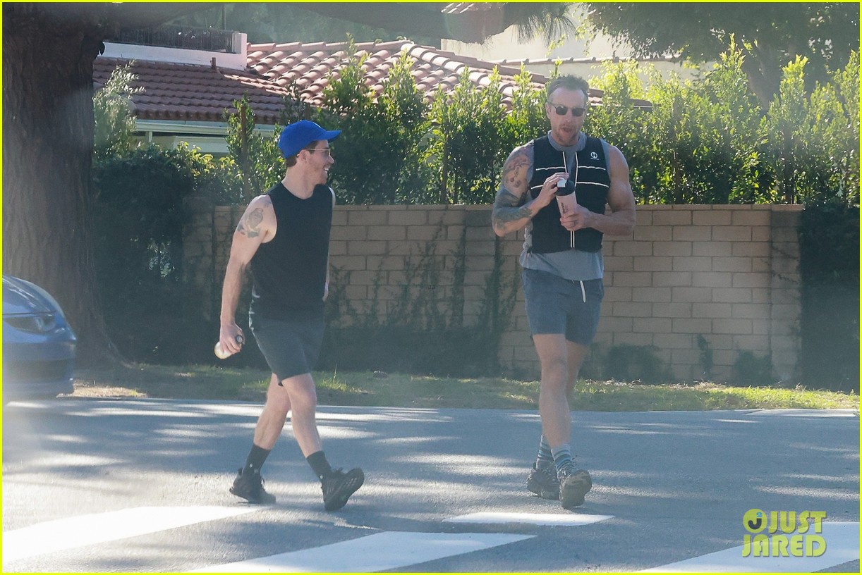 Longtime Friends Dax Shepard & Shaun White Meet Up for Friday Morning Hike in L.A.