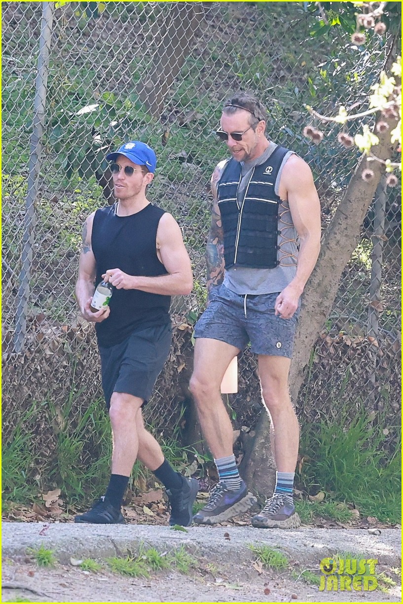 Longtime Friends Dax Shepard & Shaun White Meet Up for Friday Morning Hike in L.A.