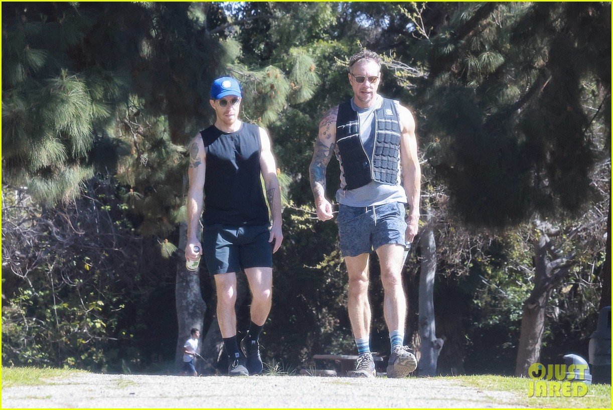Longtime Friends Dax Shepard & Shaun White Meet Up for Friday Morning Hike in L.A.