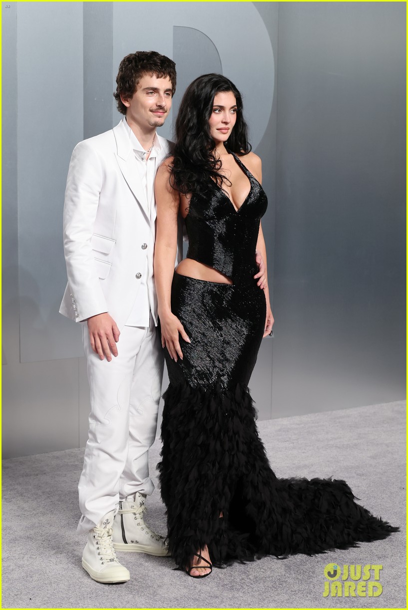 kylie jenner oscar after party dress Kylie Jenner's Vanity Fair Party Look Outshines Oscars Dress