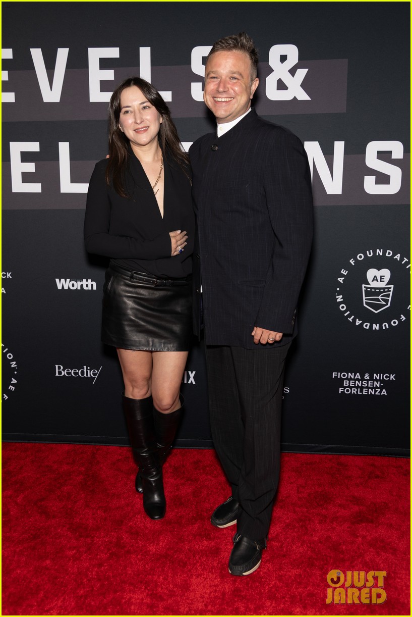 Ben Affleck & Matt Damon Honor Robin Williams at Bring Change to Mind Event