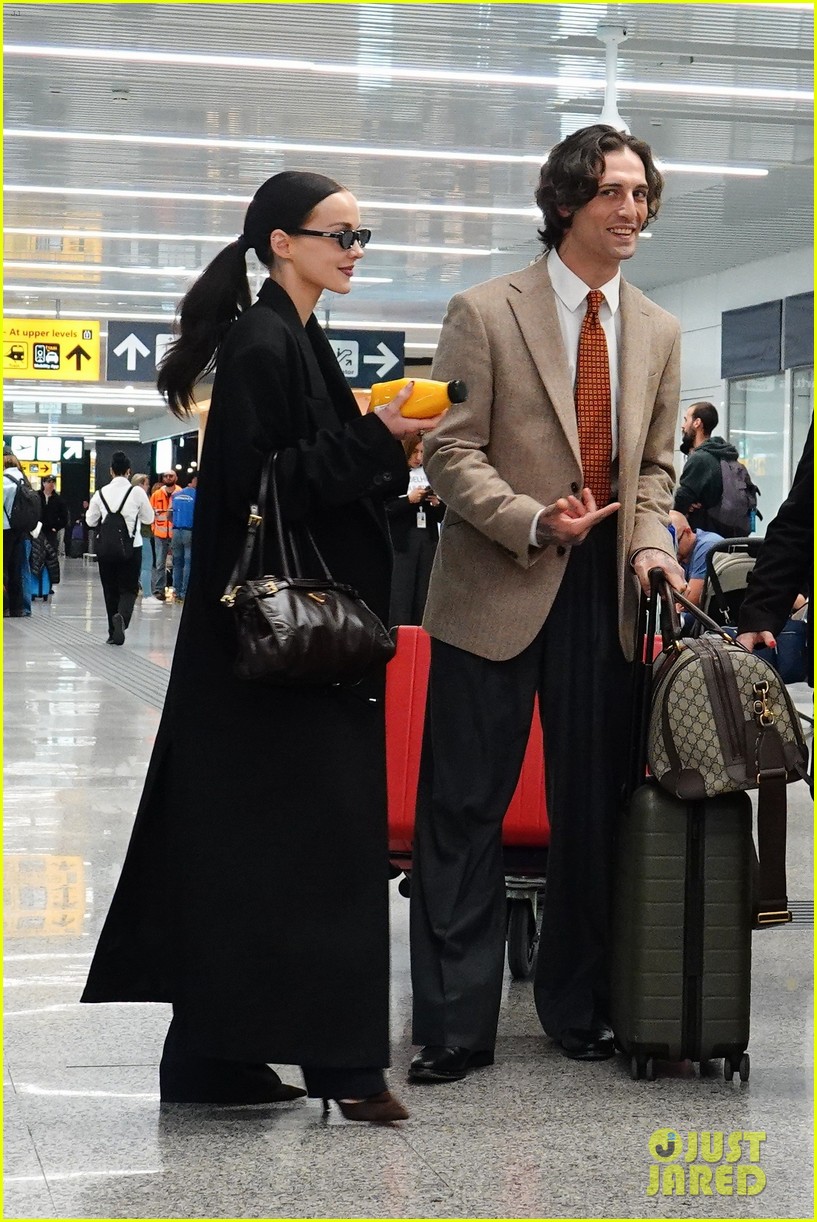 Dove Cameron Spotted Arriving at Rome Airport with Fiance Damiano David