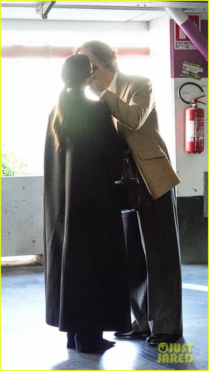 Dove Cameron Spotted Arriving at Rome Airport with Fiance Damiano David