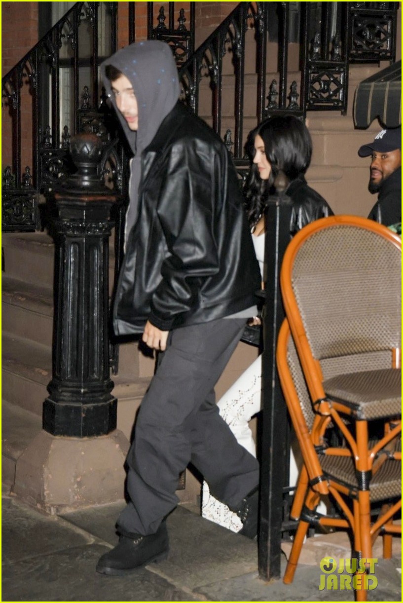 Timothee Chalamet & Kylie Jenner Dine Out at 4 Charles After Knicks Game, Jordyn Woods & Karl-Anthony Towns Also Photographed at the Hotspot!